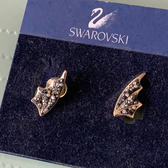 Swarovski Bat Wing clip on earrings. - Picture 5 of 5